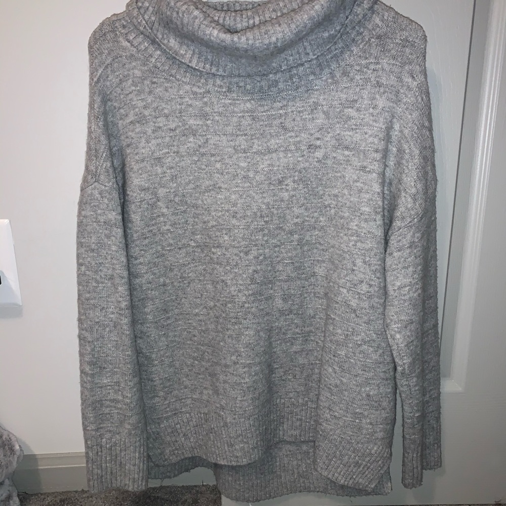 Old Navy Sweater